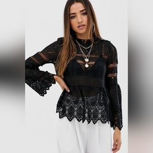 Boohoo Black Crotchet Lace Longsleeve Bell Sleeve Peplum Top Size 6